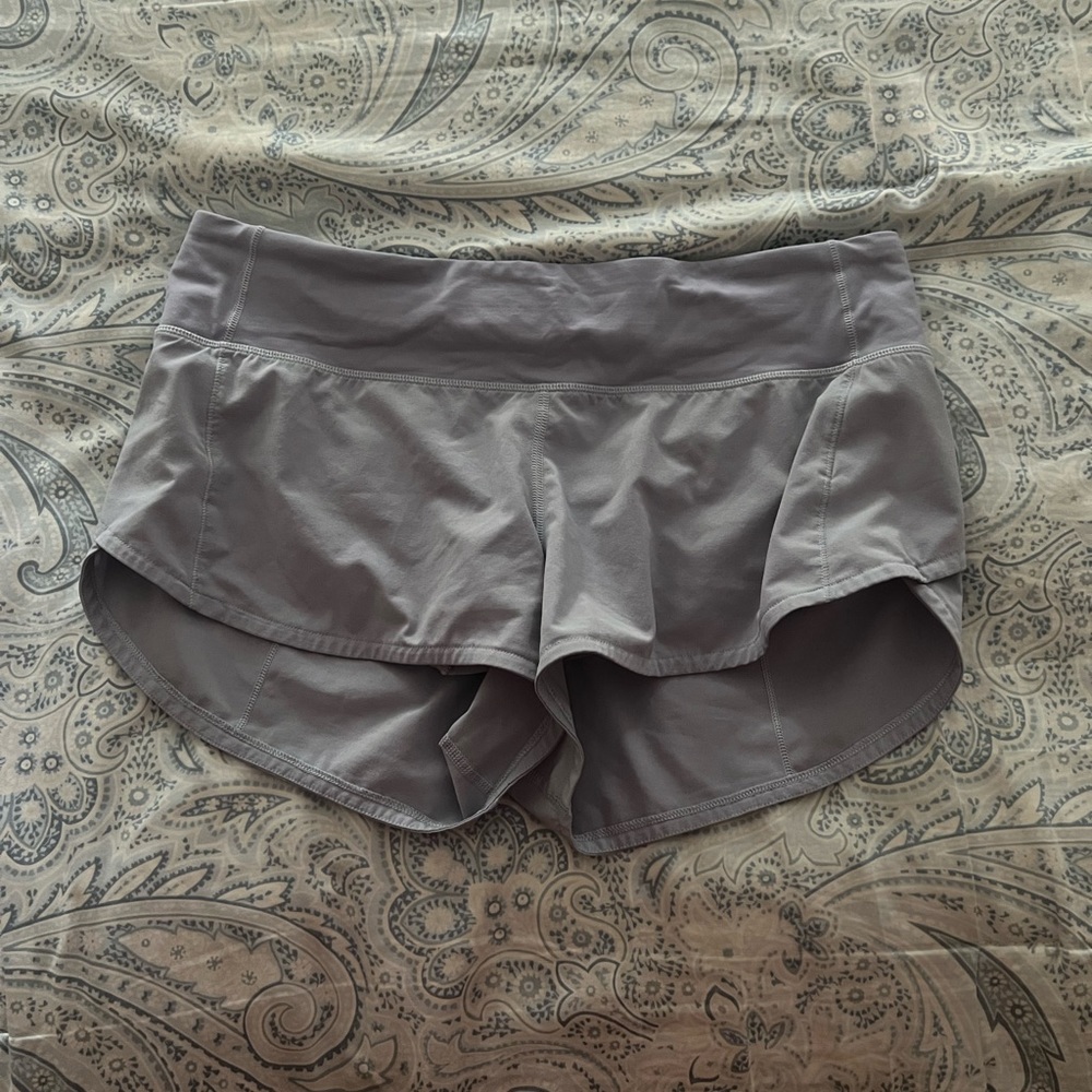 LULULEMON SPEED UP SHORTS